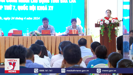 Tiếp xúc cử tri chuyên đề với công nhân lao động