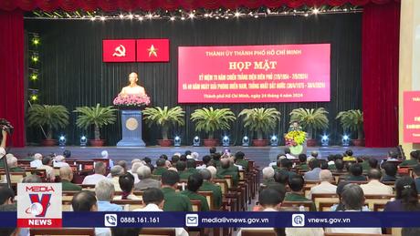 Họp mặt kỷ niệm 70 năm chiến thắng ĐBP, 49 năm GPMN thống nhất đất nước