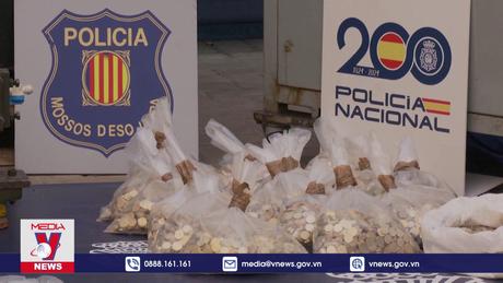 Triệt phá cơ sở làm tiền giả lớn nhất châu Âu