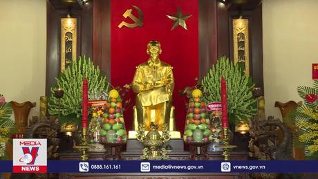 TPHCM dâng hương tưởng niệm Bác Hồ và Anh hùng liệt sỹ