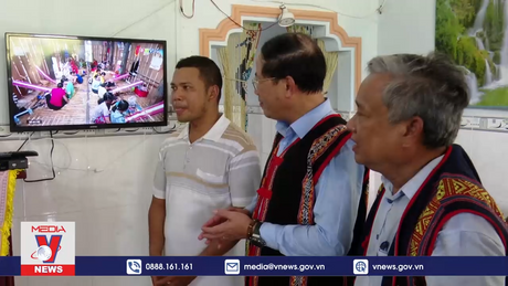 Người dân Canh Giao, Bình Định đón điện lưới Quốc gia