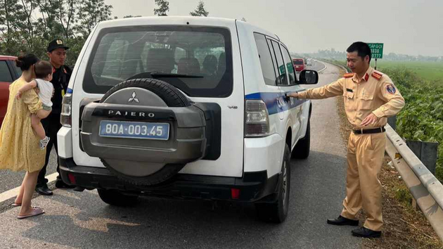 Nhiều trẻ nhỏ, người già được “giải cứu” khỏi nắng nóng trên cao tốc Pháp Vân