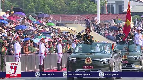 Hợp luyện toàn khối diễu binh, diễu hành lễ kỷ niệm 70 năm chiến thắng Điện Biên