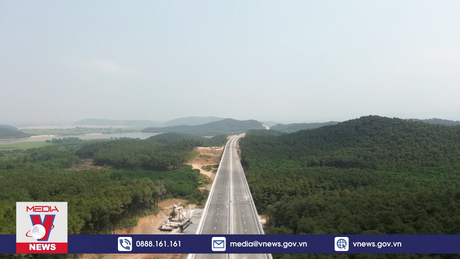 Thông xe 30 km đầu tuyến cao tốc Diễn Châu - Bãi Vọt