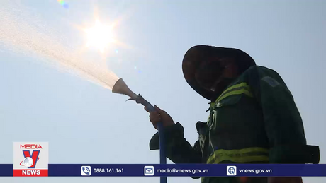 Mưu sinh dưới nắng nóng cực độ tại Đà Nẵng