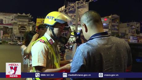 Hơn 2.900 tài xế bị tước GPLX trong ngày thứ 3 dịp nghỉ lễ