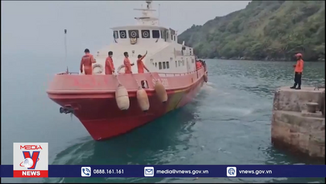 Indonesia sơ tán dân do núi lửa phun trào