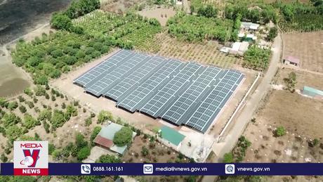 Bộ Công Thương mua điện mặt trời mái nhà giá 0 đồng