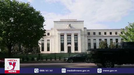 Fed giữ lãi suất ổn định 