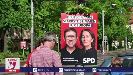 Đối tượng tấn công nghị sĩ Đức đầu thú