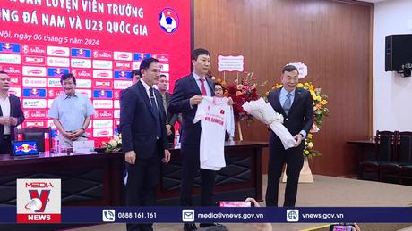 Ra mắt Huấn luyện viên trưởng đội tuyển Việt Nam