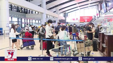 Lập đoàn kiểm tra giá vé máy bay