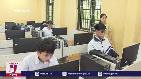 Tăng tốc hỗ trợ thí sinh đăng ký dự thi tốt nghiệp THPT