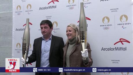 Nhà máy thiết kế đuốc Olympic Paris 2024