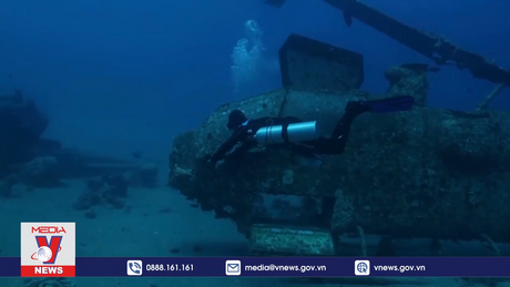 Độc đáo bảo tàng quân sự dưới đáy biển