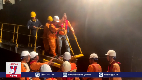 Kịp thời cấp cứu thuyền viên nước ngoài bị nạn trên biển