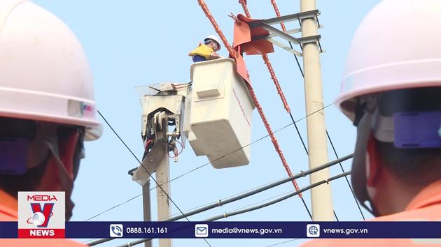 Tiêu điểm kinh tế: Cung ứng điện cho cao điểm Hè 2024