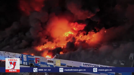 Ba Lan hỗ trợ tiểu thương khắc phục hậu quả vụ cháy