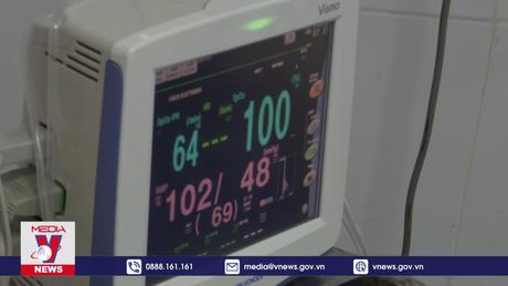 Thăm hỏi nạn nhân trong vụ tụt lò chợ làm 4 người thương vong