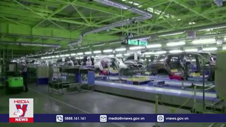 Toyota đạt lợi nhuận “khủng” nhờ dòng xe hybrid