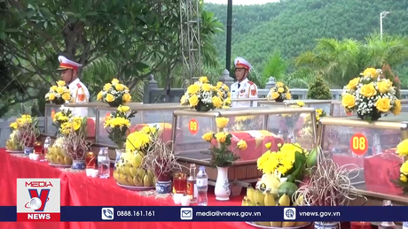 Hà Tĩnh an táng 11 hài cốt liệt sỹ, quân tình nguyện