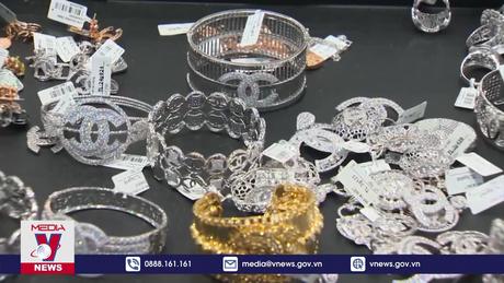 Mua bán vàng không có hóa đơn điện tử sẽ bị rút giấy phép