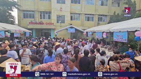 Phiên chợ 0 đồng hỗ trợ bệnh nhân nghèo