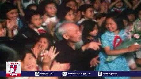 Một kỷ niệm đẹp không bao giờ quên của “cô bé” Trung Quốc với Bác Hồ