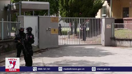 Tạm giam đối tượng ám sát Thủ tướng Slovakia