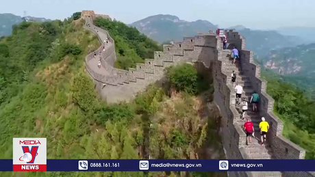 Chạy marathon trên Vạn Lý Trường Thành