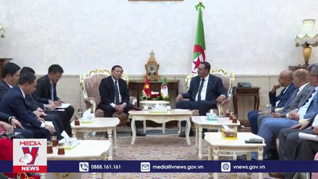 Đoàn công tác của Ban Tuyên giáo Trung ương thăm và làm việc tại Algeria