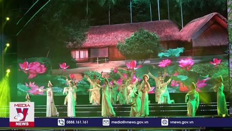 Chương trình nghệ thuật “Từ Làng Sen đến TP.Hồ Chí Minh”