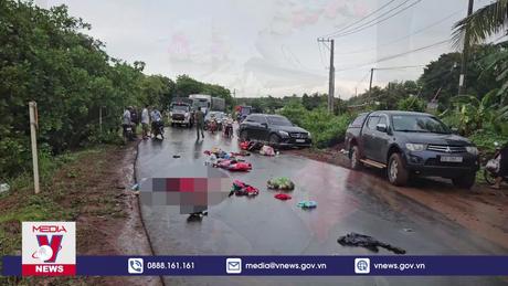 Xe tải va chạm xe máy, 2 người tử vong tại chỗ