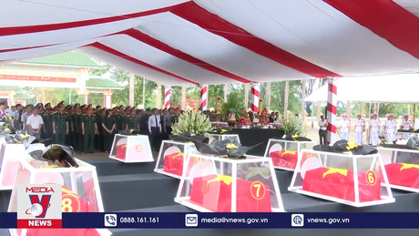 Truy điệu và an táng các liệt sĩ quân tình nguyện và chuyên gia Việt Nam