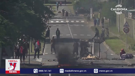 Tổng thống Pháp tới vùng lãnh thổ New Caledonia