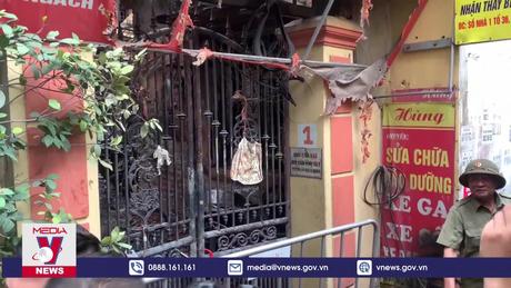 Hàng xóm phá khóa, đục tường trong đêm cứu người