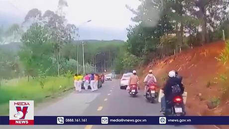 Ngăn chặn hành vi sống ảo cản trở giao thông