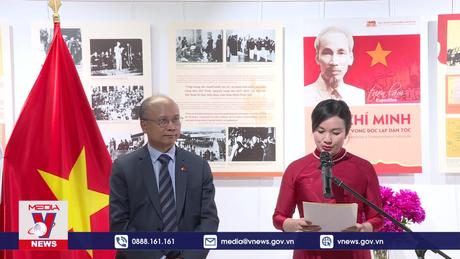 Triển lãm “Hồ Chí Minh - Khát vọng độc lập dân tộc” tại Pháp