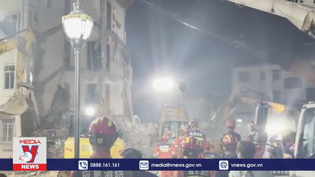 Sập nhà chung cư ở Trung Quốc