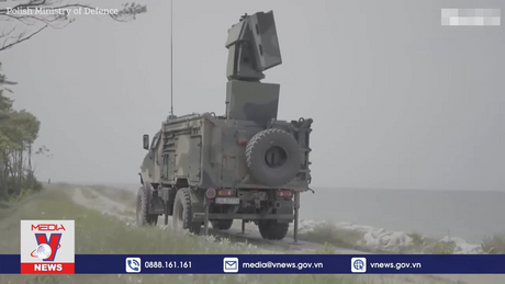 Ba Lan mua nhiều tên lửa tầm xa của Mỹ