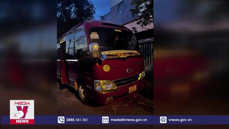 Một trẻ mầm non tử vong nghi do bị để quên trên xe ô tô