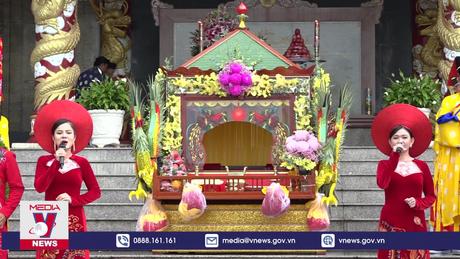 Lễ phục hiện rước tượng Bà Chúa Xứ Núi Sam