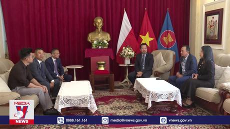 Ủng hộ bà con tiểu thương trong vụ cháy TTTM ở Ba Lan