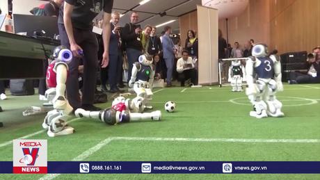 Robot “đổ bộ” Hội nghị thượng đỉnh AI toàn cầu