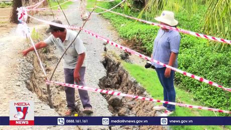 Nhiều tuyến đê tại Long An bị sụt lún sau mưa