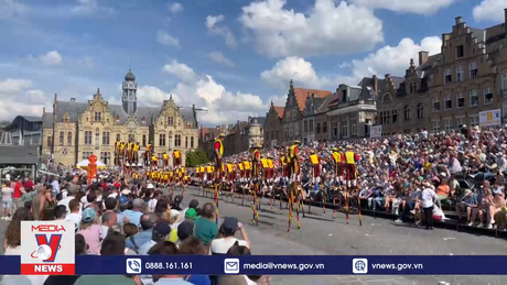 Đoàn cà kheo Hoàng gia vùng Merchtem lần thứ 5 đến Huế