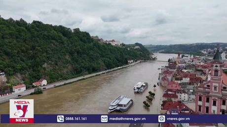 Thành phố ở Đức ban bố tình trạng khẩn cấp do lũ