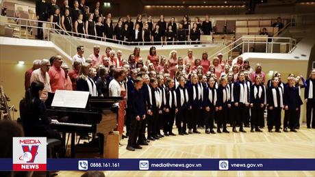 Dân ca Việt Nam vang lên trong “Thánh đường âm nhạc Berliner Philharmonie”