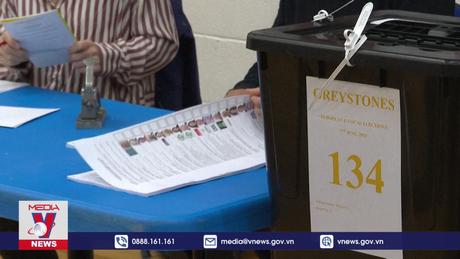 Bầu cử Nghị viện châu Âu bước sang ngày thứ hai