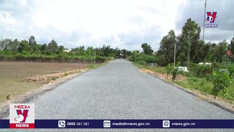 Đường mới xây dựng nhưng tắc hai đầu vì vướng mặt bằng